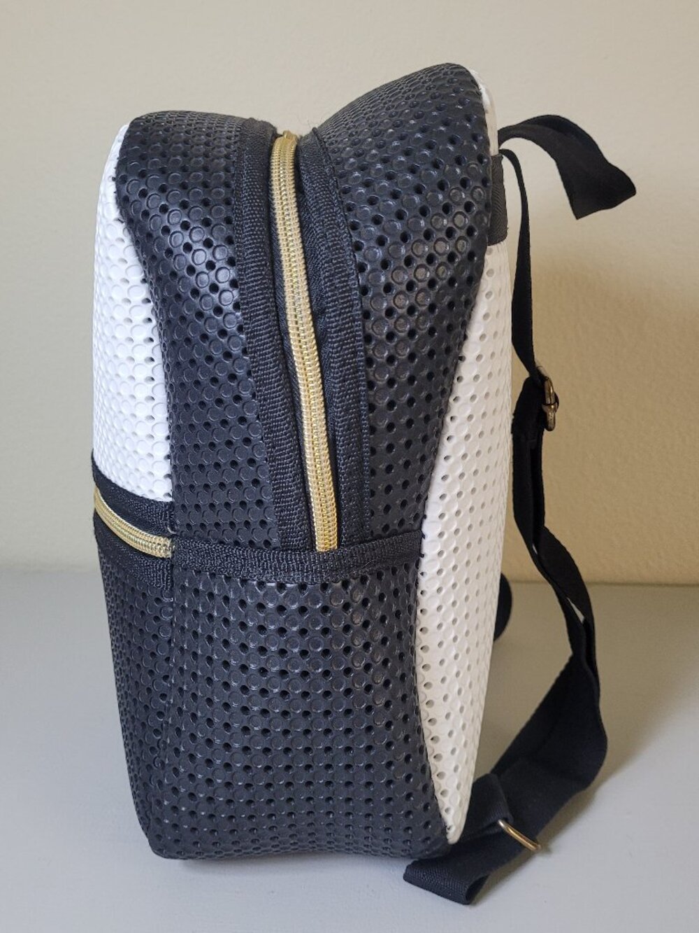 Light + Nine Starter Backpack Black White Perforated Mesh Kids Size Streetwear - Picture 4 of 10